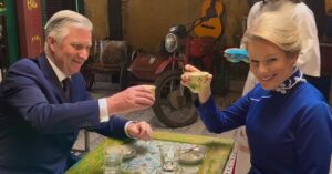 Trải nghiệm của Vua và Hoàng hậu